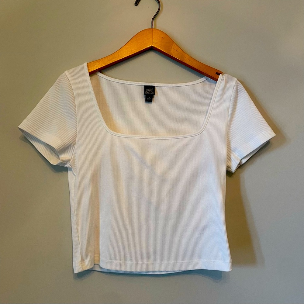 White crop top